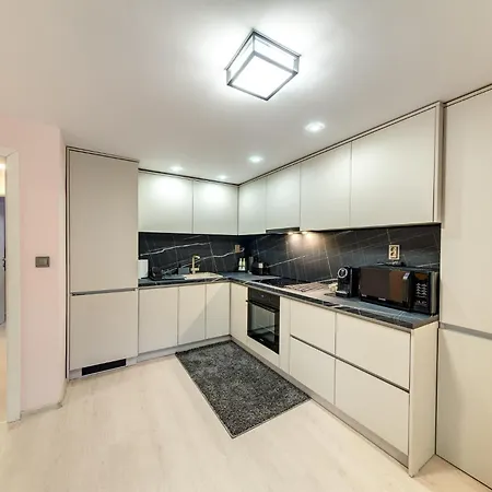 за гости райково Apartment Smolyan